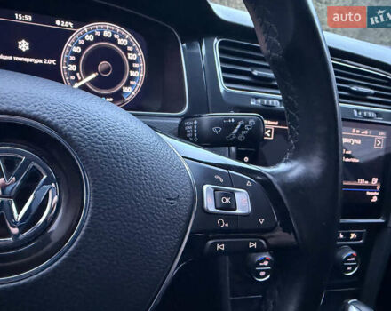 Черный Фольксваген e-Golf, объемом двигателя 0 л и пробегом 145 тыс. км за 14900 $, фото 68 на Automoto.ua