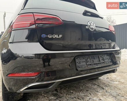 Черный Фольксваген e-Golf, объемом двигателя 0 л и пробегом 131 тыс. км за 12999 $, фото 64 на Automoto.ua