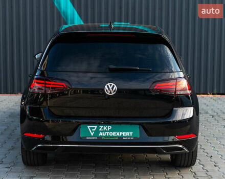 Черный Фольксваген e-Golf, объемом двигателя 0 л и пробегом 93 тыс. км за 15500 $, фото 6 на Automoto.ua