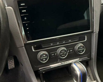 Чорний Фольксваген e-Golf, об'ємом двигуна 0 л та пробігом 105 тис. км за 12999 $, фото 28 на Automoto.ua