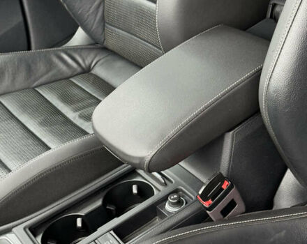 Черный Фольксваген e-Golf, объемом двигателя 0 л и пробегом 110 тыс. км за 14400 $, фото 24 на Automoto.ua