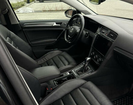 Черный Фольксваген e-Golf, объемом двигателя 0 л и пробегом 110 тыс. км за 14400 $, фото 34 на Automoto.ua