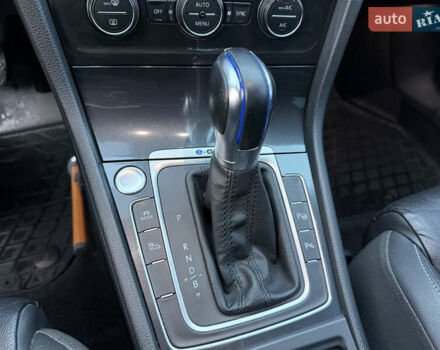 Черный Фольксваген e-Golf, объемом двигателя 0 л и пробегом 145 тыс. км за 14900 $, фото 64 на Automoto.ua