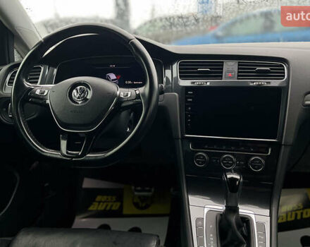 Черный Фольксваген e-Golf, объемом двигателя 0 л и пробегом 70 тыс. км за 16999 $, фото 23 на Automoto.ua