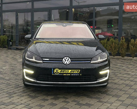 Черный Фольксваген e-Golf, объемом двигателя 0 л и пробегом 70 тыс. км за 16999 $, фото 1 на Automoto.ua