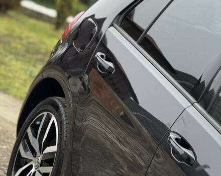 Черный Фольксваген e-Golf, объемом двигателя 0 л и пробегом 127 тыс. км за 14150 $, фото 7 на Automoto.ua