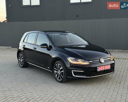 Черный Фольксваген e-Golf, объемом двигателя 0 л и пробегом 120 тыс. км за 14600 $, фото 5 на Automoto.ua