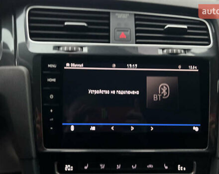 Черный Фольксваген e-Golf, объемом двигателя 0 л и пробегом 70 тыс. км за 16999 $, фото 10 на Automoto.ua