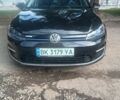 Черный Фольксваген e-Golf, объемом двигателя 0 л и пробегом 169 тыс. км за 15500 $, фото 1 на Automoto.ua