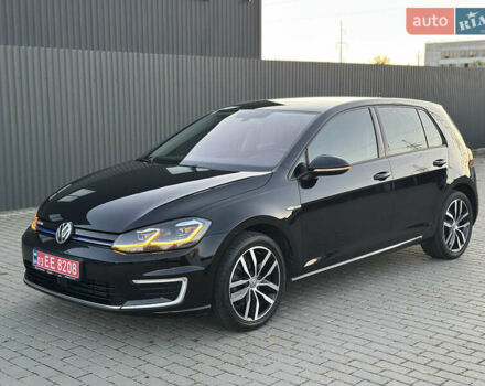 Черный Фольксваген e-Golf, объемом двигателя 0 л и пробегом 120 тыс. км за 14600 $, фото 4 на Automoto.ua