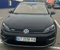 Черный Фольксваген e-Golf, объемом двигателя 0 л и пробегом 84 тыс. км за 17000 $, фото 1 на Automoto.ua