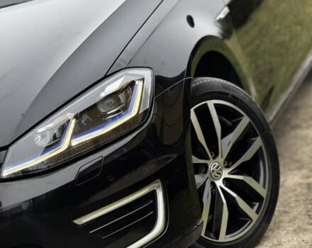 Черный Фольксваген e-Golf, объемом двигателя 0 л и пробегом 127 тыс. км за 14150 $, фото 18 на Automoto.ua