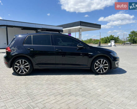Черный Фольксваген e-Golf, объемом двигателя 0 л и пробегом 134 тыс. км за 13700 $, фото 7 на Automoto.ua
