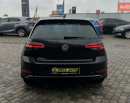 Черный Фольксваген e-Golf, объемом двигателя 0 л и пробегом 70 тыс. км за 16999 $, фото 5 на Automoto.ua