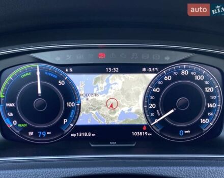 Черный Фольксваген e-Golf, объемом двигателя 0 л и пробегом 103 тыс. км за 14200 $, фото 25 на Automoto.ua