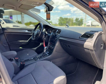 Черный Фольксваген e-Golf, объемом двигателя 0 л и пробегом 134 тыс. км за 13700 $, фото 22 на Automoto.ua