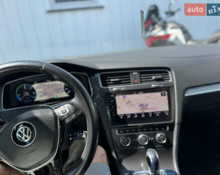 Черный Фольксваген e-Golf, объемом двигателя 0 л и пробегом 135 тыс. км за 12600 $, фото 7 на Automoto.ua