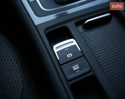 Черный Фольксваген e-Golf, объемом двигателя 0 л и пробегом 163 тыс. км за 11800 $, фото 18 на Automoto.ua