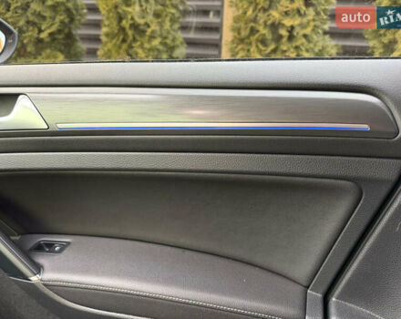 Черный Фольксваген e-Golf, объемом двигателя 0 л и пробегом 79 тыс. км за 15500 $, фото 24 на Automoto.ua