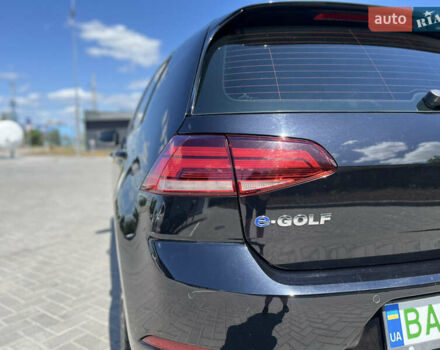 Черный Фольксваген e-Golf, объемом двигателя 0 л и пробегом 134 тыс. км за 13700 $, фото 13 на Automoto.ua