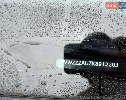 Черный Фольксваген e-Golf, объемом двигателя 0 л и пробегом 80 тыс. км за 14650 $, фото 3 на Automoto.ua