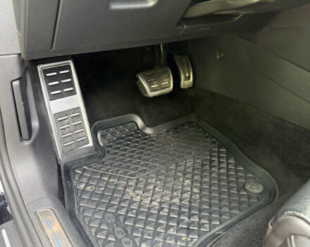 Черный Фольксваген e-Golf, объемом двигателя 0 л и пробегом 79 тыс. км за 15500 $, фото 11 на Automoto.ua