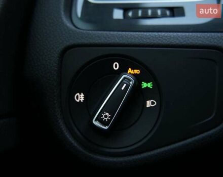 Черный Фольксваген e-Golf, объемом двигателя 0 л и пробегом 163 тыс. км за 11800 $, фото 12 на Automoto.ua