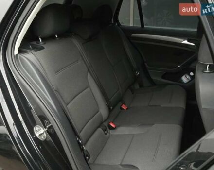 Черный Фольксваген e-Golf, объемом двигателя 0 л и пробегом 72 тыс. км за 12900 $, фото 14 на Automoto.ua