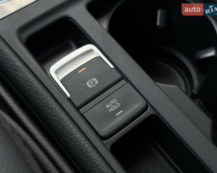 Чорний Фольксваген e-Golf, об'ємом двигуна 0 л та пробігом 78 тис. км за 15999 $, фото 31 на Automoto.ua