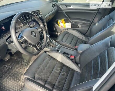 Черный Фольксваген e-Golf, объемом двигателя 0 л и пробегом 144 тыс. км за 13000 $, фото 12 на Automoto.ua