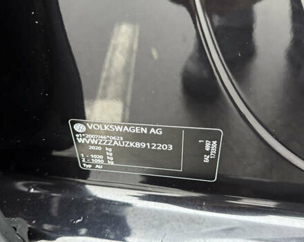 Черный Фольксваген e-Golf, объемом двигателя 0 л и пробегом 80 тыс. км за 14650 $, фото 13 на Automoto.ua