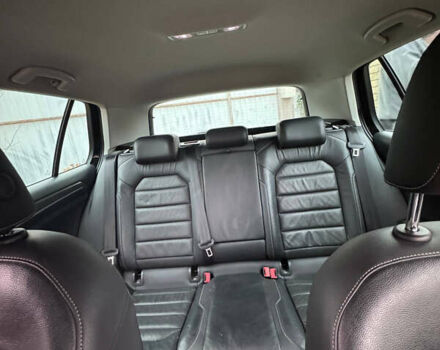 Черный Фольксваген e-Golf, объемом двигателя 0 л и пробегом 125 тыс. км за 15250 $, фото 16 на Automoto.ua