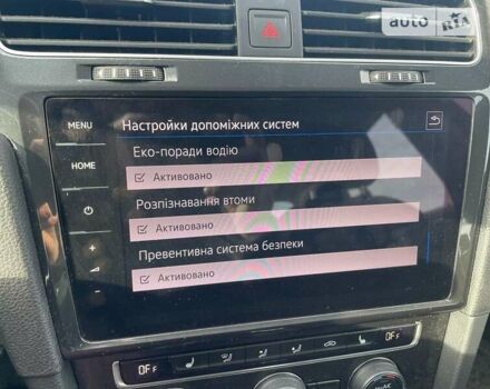 Черный Фольксваген e-Golf, объемом двигателя 0 л и пробегом 144 тыс. км за 13000 $, фото 17 на Automoto.ua