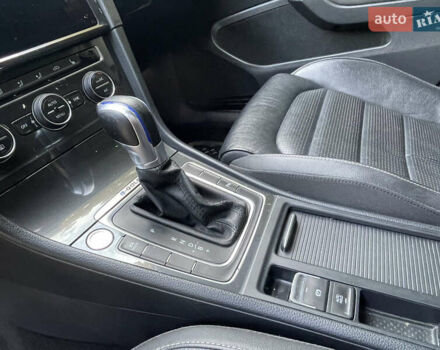 Черный Фольксваген e-Golf, объемом двигателя 0 л и пробегом 138 тыс. км за 13970 $, фото 32 на Automoto.ua