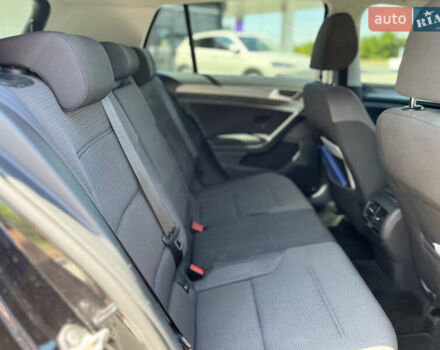 Черный Фольксваген e-Golf, объемом двигателя 0 л и пробегом 134 тыс. км за 13700 $, фото 25 на Automoto.ua