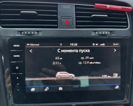 Черный Фольксваген e-Golf, объемом двигателя 0 л и пробегом 99 тыс. км за 13700 $, фото 7 на Automoto.ua