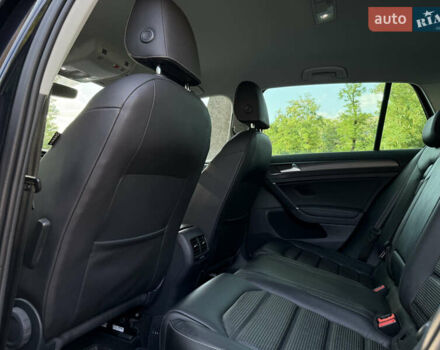 Чорний Фольксваген e-Golf, об'ємом двигуна 0 л та пробігом 78 тис. км за 15999 $, фото 43 на Automoto.ua
