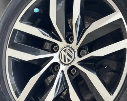 Черный Фольксваген e-Golf, объемом двигателя 0 л и пробегом 127 тыс. км за 14150 $, фото 9 на Automoto.ua