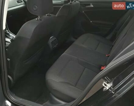 Черный Фольксваген e-Golf, объемом двигателя 0 л и пробегом 72 тыс. км за 12900 $, фото 11 на Automoto.ua