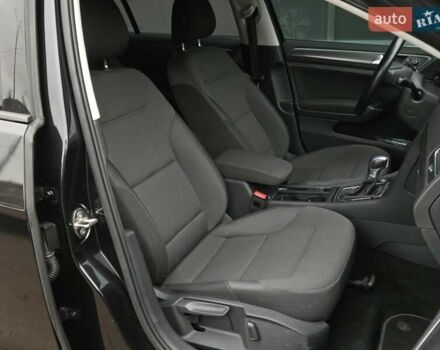 Черный Фольксваген e-Golf, объемом двигателя 0 л и пробегом 72 тыс. км за 12900 $, фото 10 на Automoto.ua