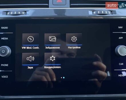 Черный Фольксваген e-Golf, объемом двигателя 0 л и пробегом 103 тыс. км за 14200 $, фото 36 на Automoto.ua