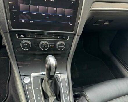 Черный Фольксваген e-Golf, объемом двигателя 0 л и пробегом 84 тыс. км за 14500 $, фото 28 на Automoto.ua