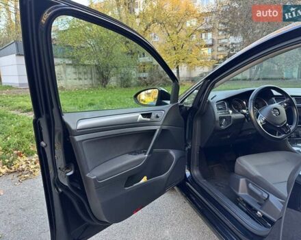 Чорний Фольксваген e-Golf, об'ємом двигуна 0 л та пробігом 119 тис. км за 13200 $, фото 10 на Automoto.ua
