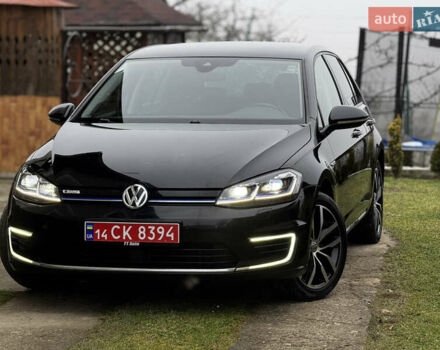 Черный Фольксваген e-Golf, объемом двигателя 0 л и пробегом 127 тыс. км за 14150 $, фото 15 на Automoto.ua