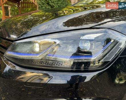 Черный Фольксваген e-Golf, объемом двигателя 0 л и пробегом 138 тыс. км за 13970 $, фото 21 на Automoto.ua