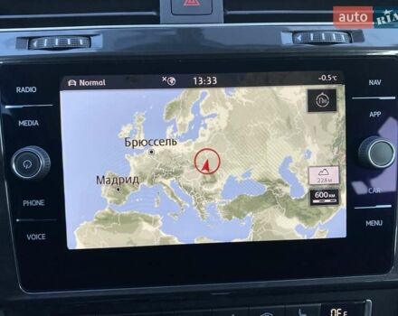 Черный Фольксваген e-Golf, объемом двигателя 0 л и пробегом 103 тыс. км за 14200 $, фото 27 на Automoto.ua