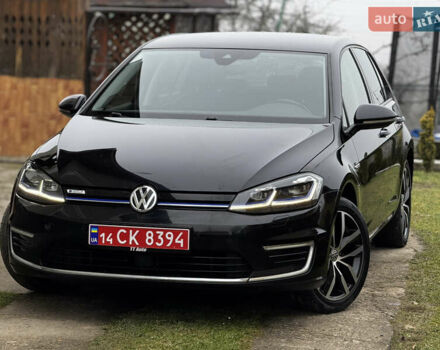 Черный Фольксваген e-Golf, объемом двигателя 0 л и пробегом 127 тыс. км за 14150 $, фото 1 на Automoto.ua