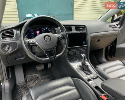 Чорний Фольксваген e-Golf, об'ємом двигуна 0 л та пробігом 89 тис. км за 14700 $, фото 14 на Automoto.ua