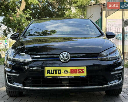 Чорний Фольксваген e-Golf, об'ємом двигуна 0 л та пробігом 78 тис. км за 15999 $, фото 10 на Automoto.ua