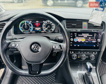 Чорний Фольксваген e-Golf, об'ємом двигуна 0 л та пробігом 139 тис. км за 14500 $, фото 22 на Automoto.ua
